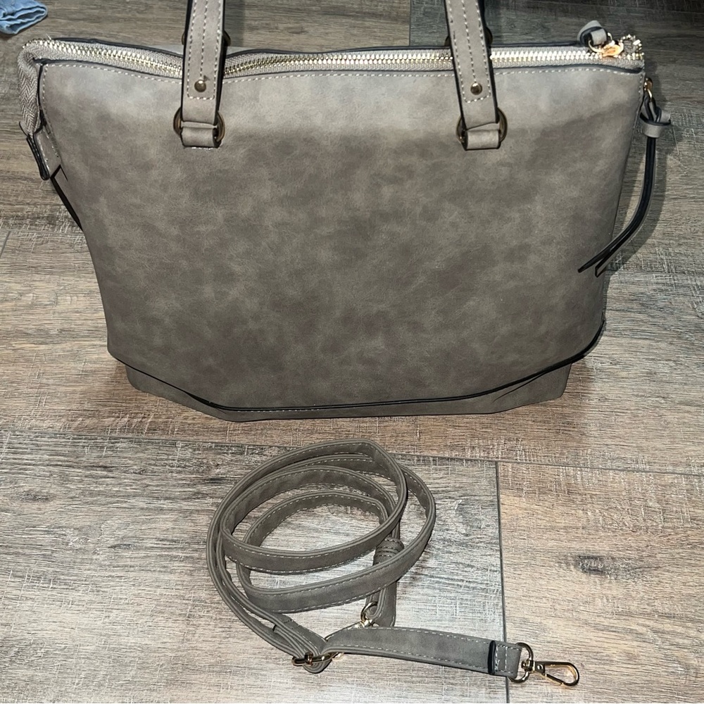 Target Handbag - Picture 9 of 10